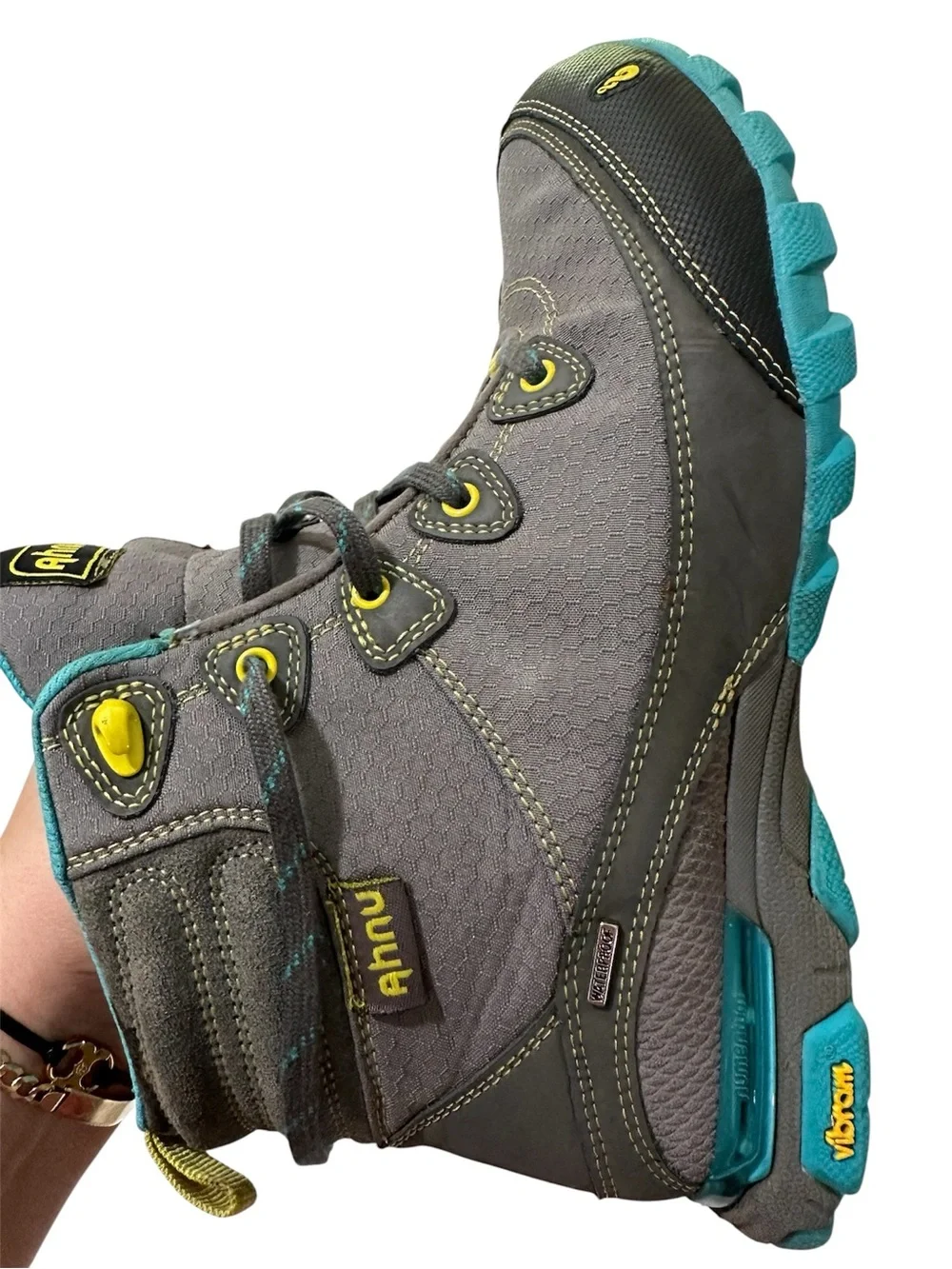 Ahnu Sugarpine Waterproof Hiking Boots Women's Size 7 Gray Turquoise F19114G